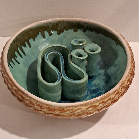 Vintage ceramic green ikebana vase, green flower vase. Made in Hungary. - Picture 3 of 8